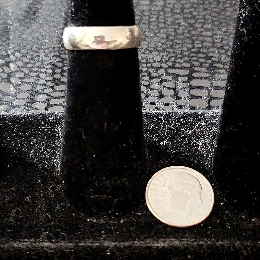 Silver size 6.5 stamped band ring